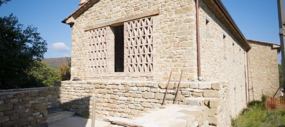 30 rooms House in Passignano sul Trasimeno, Italy No. 53481 37