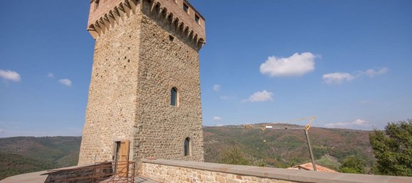 30 rooms House in Passignano sul Trasimeno, Italy No. 53481 9