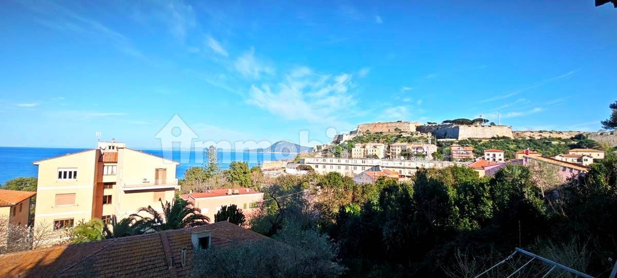 Квартира с 2 спальнями в Портоферрайо, Италия № 16226