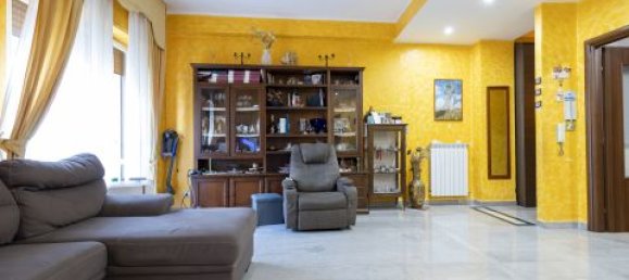 3 Schlafzimmer Wohnung in Catanzaro, Italy, Nr. 284524 5