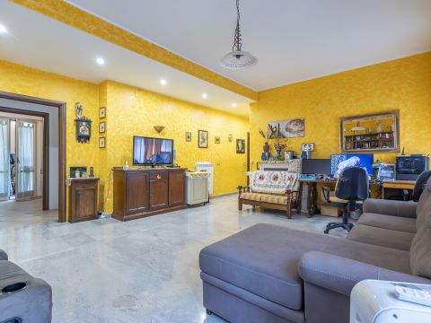 3 Schlafzimmer Wohnung in Catanzaro, Italy, Nr. 284524