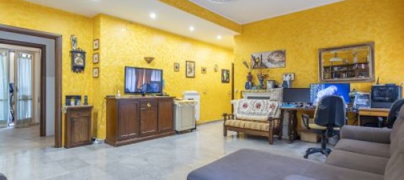 3 Schlafzimmer Wohnung in Catanzaro, Italy, Nr. 284524 8