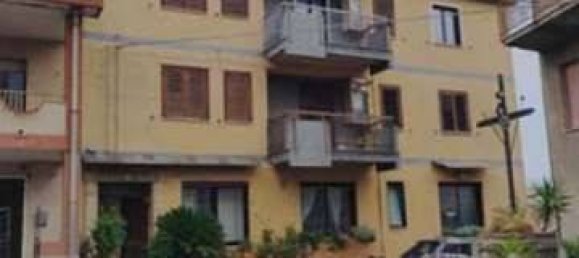 4 bedrooms Apartment in Verzino, Italy No. 35051 2