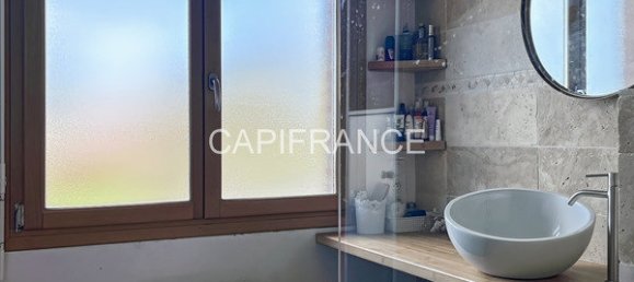 3 bedrooms House in Brebieres, France No. 224759 8