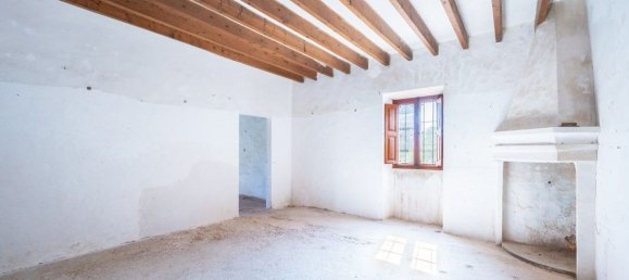 8 bedrooms House in Muro, Spain No. 155382 12