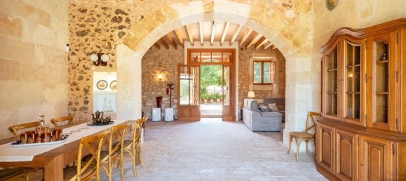 8 bedrooms House in Muro, Spain No. 155382 4