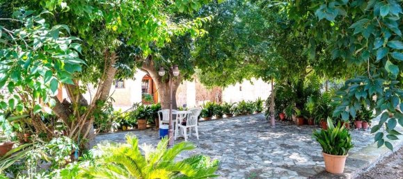 8 bedrooms House in Muro, Spain No. 155382 3