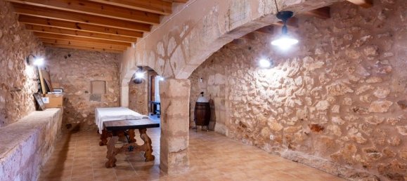 8 bedrooms House in Muro, Spain No. 155382 15