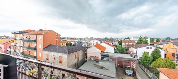 3 Schlafzimmer Wohnung in Uboldo, Italy, Nr. 334206 13