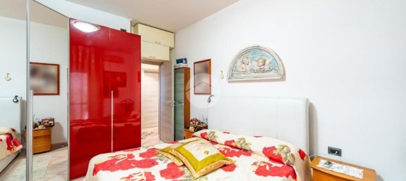 3 Schlafzimmer Wohnung in Uboldo, Italy, Nr. 334206 16