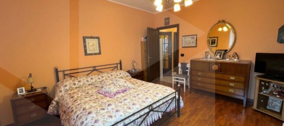2 Schlafzimmer Wohnung in Vignola, Italy, Nr. 28668 18
