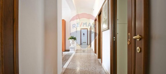 7غرفة شقة في Cagliari, Italy رقم 9251 27