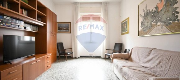 7غرفة شقة في Cagliari, Italy رقم 9251 42