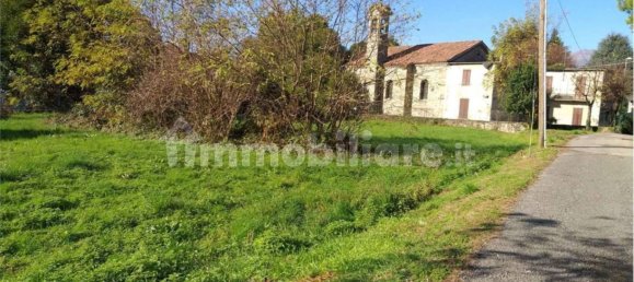 Terreno en Bosisio Parini, Italy 1500 m² No. 90124 3