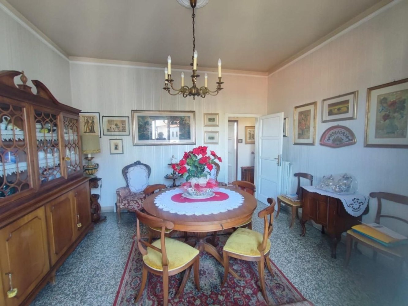 4غرفة شقة في Pontedera, Italy رقم 81427