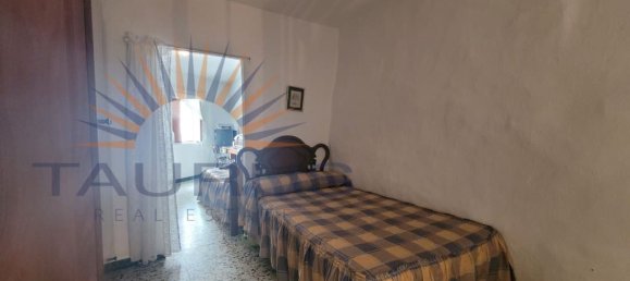 5 bedrooms House in Salares, Spain No. 184223 11