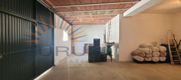 5 bedrooms House in Salares, Spain No. 184223 20