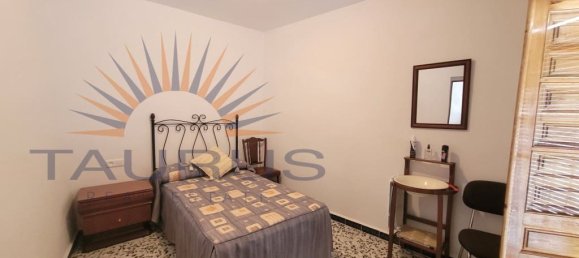 5 bedrooms House in Salares, Spain No. 184223 13