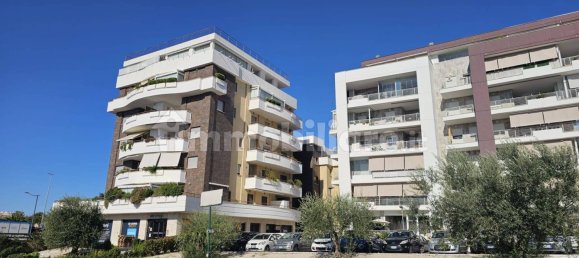 1 bedroom Apartment in Rome, Italy No. 318359 2