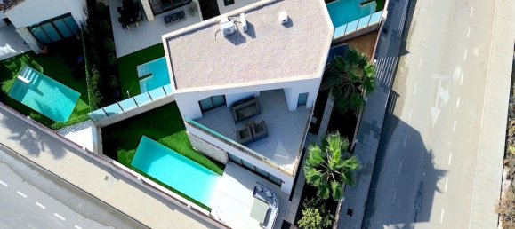 Вилла с 3 спальнями в Бенихофар, Испания № 177104 5