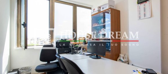 2 bedrooms Apartment in Rome, Italy No. 291403 21