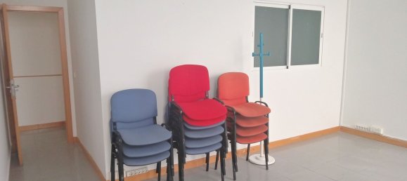 112m² Commercial property in Zaragoza, Spain No. 147429 4