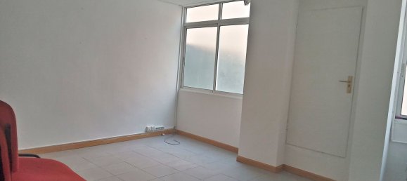 112m² Commercial property in Zaragoza, Spain No. 147429 5