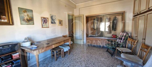5 rooms Apartment in Palermo, Italy No. 53346 8