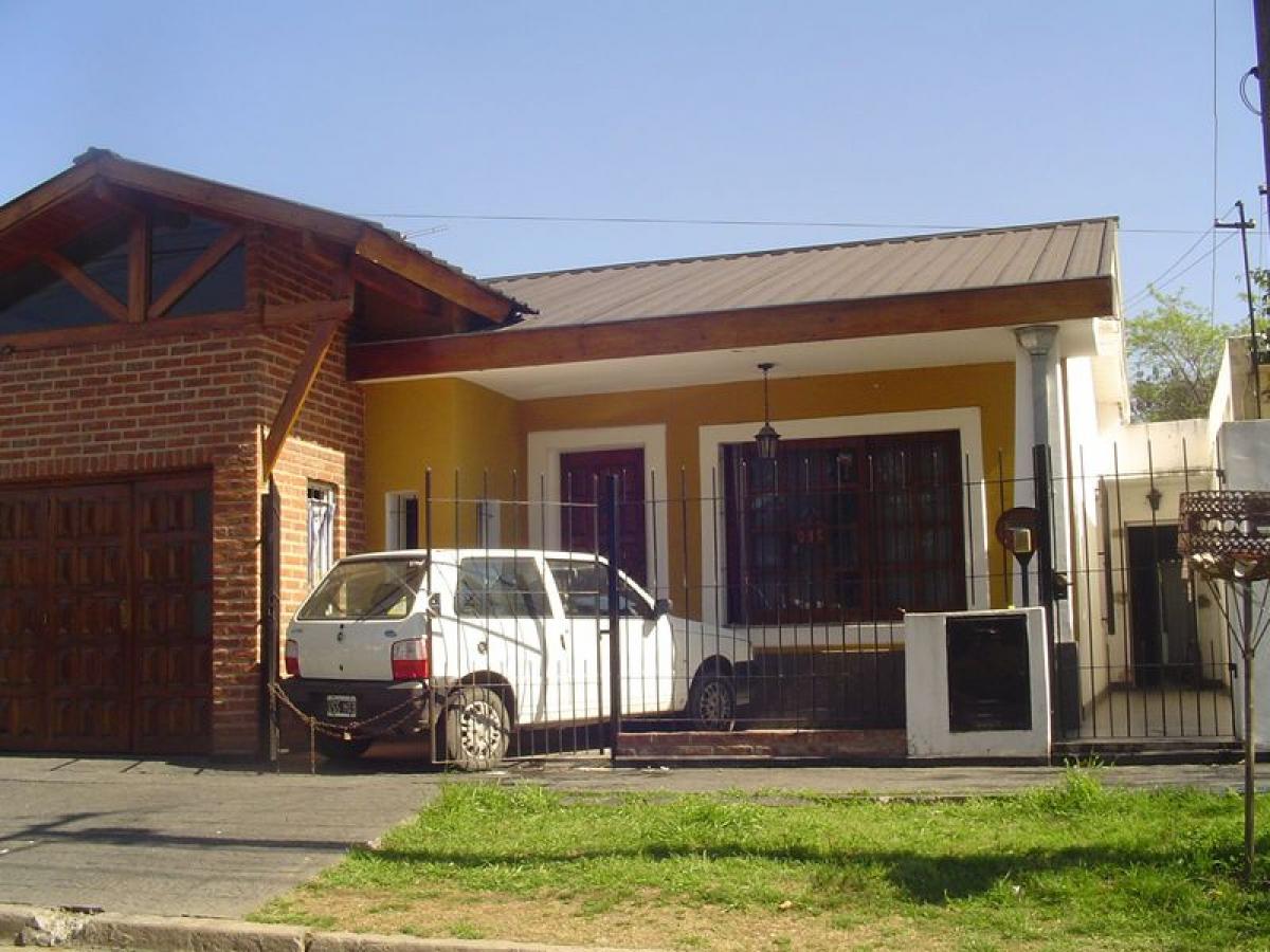 3 bedrooms House in Merlo, Argentina No. 8167