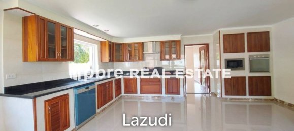 4 bedrooms Cafe / restaurant in Si Racha, Thailand No. 16001 4