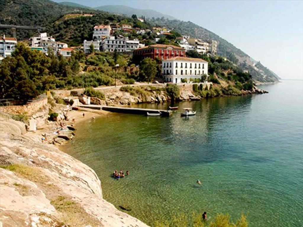 674m² Property in Euboea, Greece No. 7009