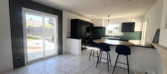 3 Schlafzimmer Haus in La Possonniere, France, Nr. 328189 2