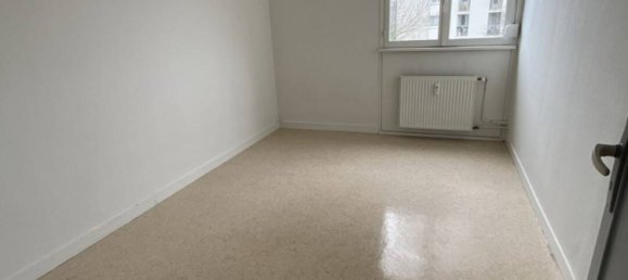 2 bedrooms Apartment in Reims, France No. 83153 8