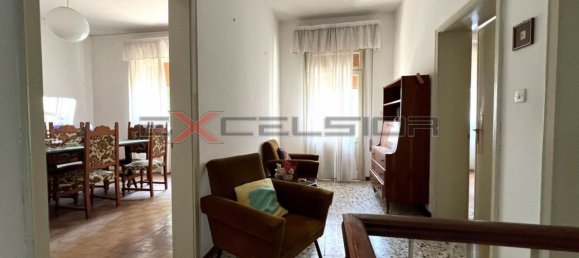 5 bedrooms House in Cavarzere, Italy No. 353667 4