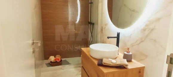 3 bedrooms Apartment in Lisbon, Portugal No. 84828 11