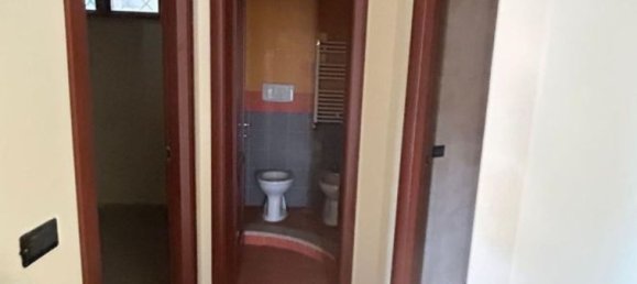 Apartamento de 3 habitaciónes en Marcianise, Italy No. 7584 10