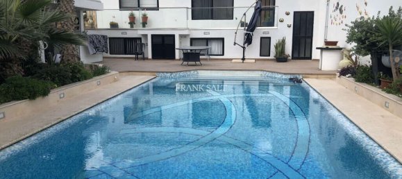 3 bedrooms Bungalow in Attard, Malta No. 9826 8