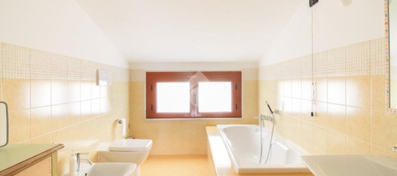 2 Schlafzimmer Wohnung in Montesilvano, Italy, Nr. 356076 2