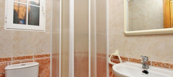 Adosado de 3 dormitorios en Alicante, Spain No. 186451 12