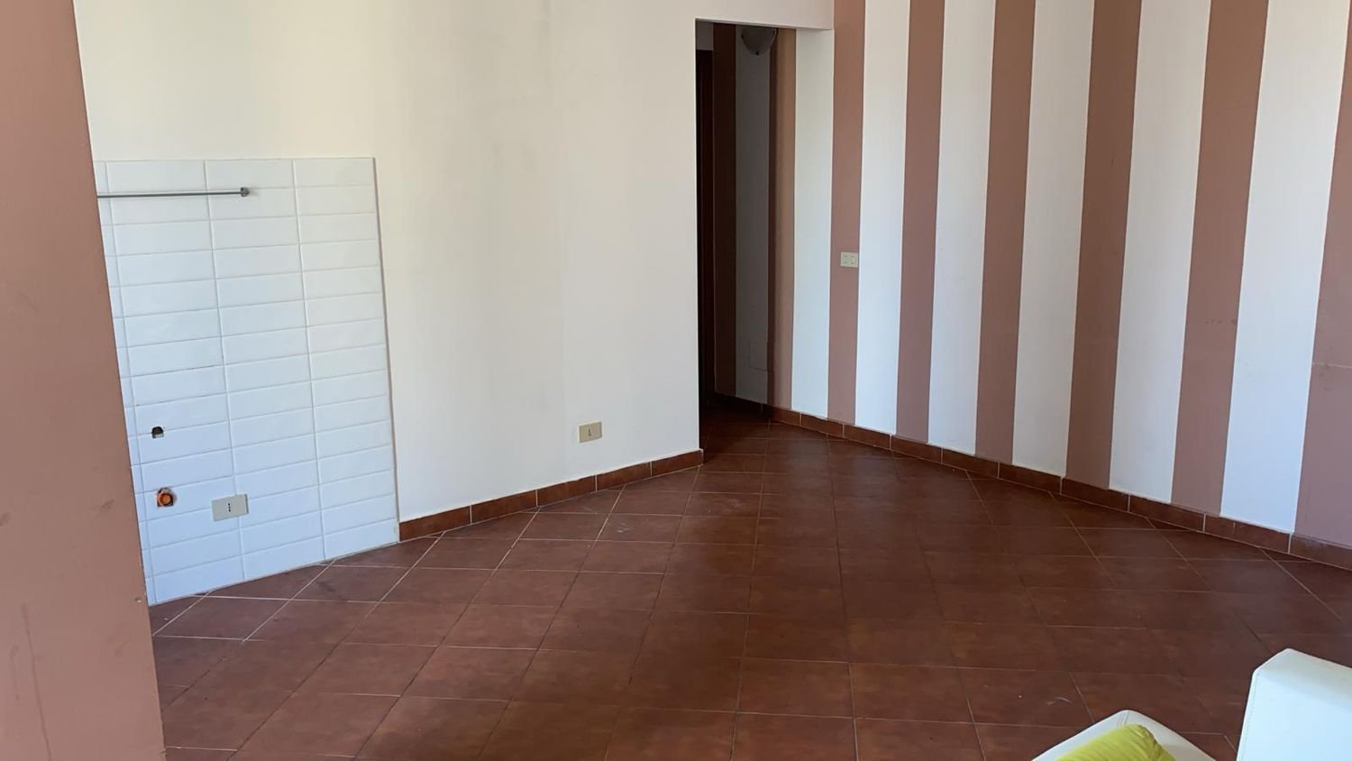 2 rooms Apartment in Palermo, Italy No. 51713