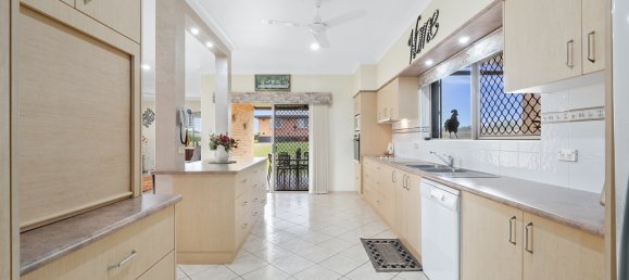 6 غرف نوم مزرعة في Yungaburra, Australia رقم 1059 18