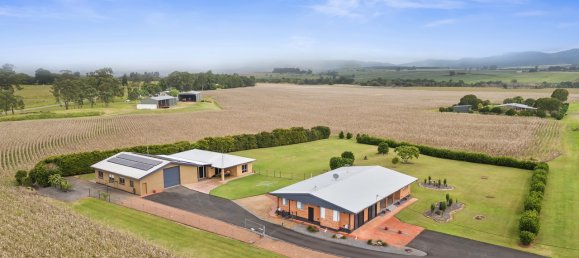 6 غرف نوم مزرعة في Yungaburra, Australia رقم 1059 2