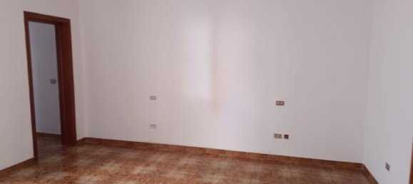 2 Schlafzimmer Haus in Castri di Lecce, Italy, Nr. 351694 5