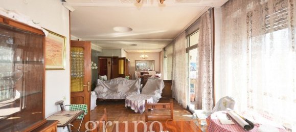 3 bedrooms Apartment in Valladolid, Spain No. 96168 9