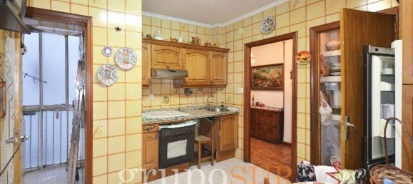 3 bedrooms Apartment in Valladolid, Spain No. 96168 16