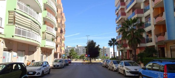 3 rooms Apartment in Molfetta, Italy No. 42353 7