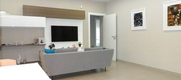 3 rooms Apartment in Molfetta, Italy No. 42353 67