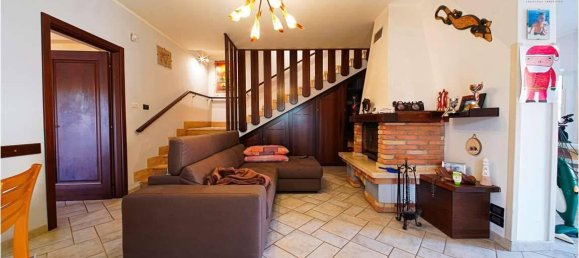 8 rooms Villa in Pomezia, Italy No. 33017 6