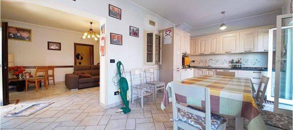8 rooms Villa in Pomezia, Italy No. 33017 9