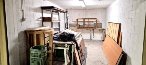 17m² Garage in Rozzano, Italy No. 164399 2